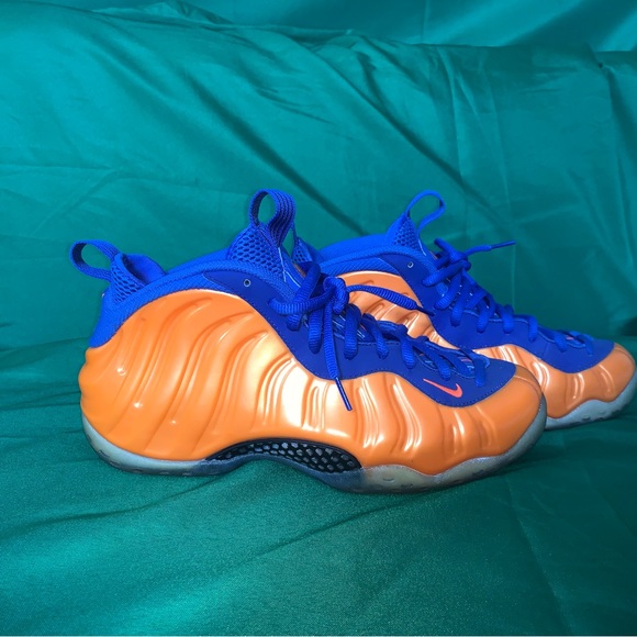 Nike Air Foamposite One ‘Knicks’ - Picture 3 of 8